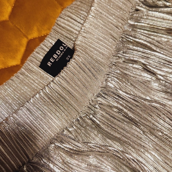 Rebdolls | Skirts | Rebdolls Plus Silver Metallic Skirt | Poshmark